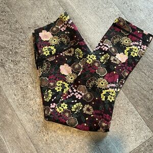 Lululemon flower capri leggings